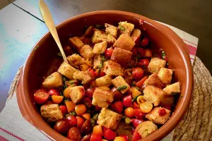 Scrumptious & Easy to Make Tuscan Salad