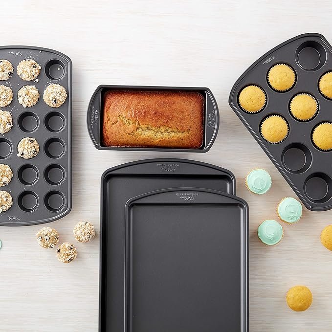 Picture of Wilton Perfect Results Non-Stick Baking Sheet, one of the best baking sheets